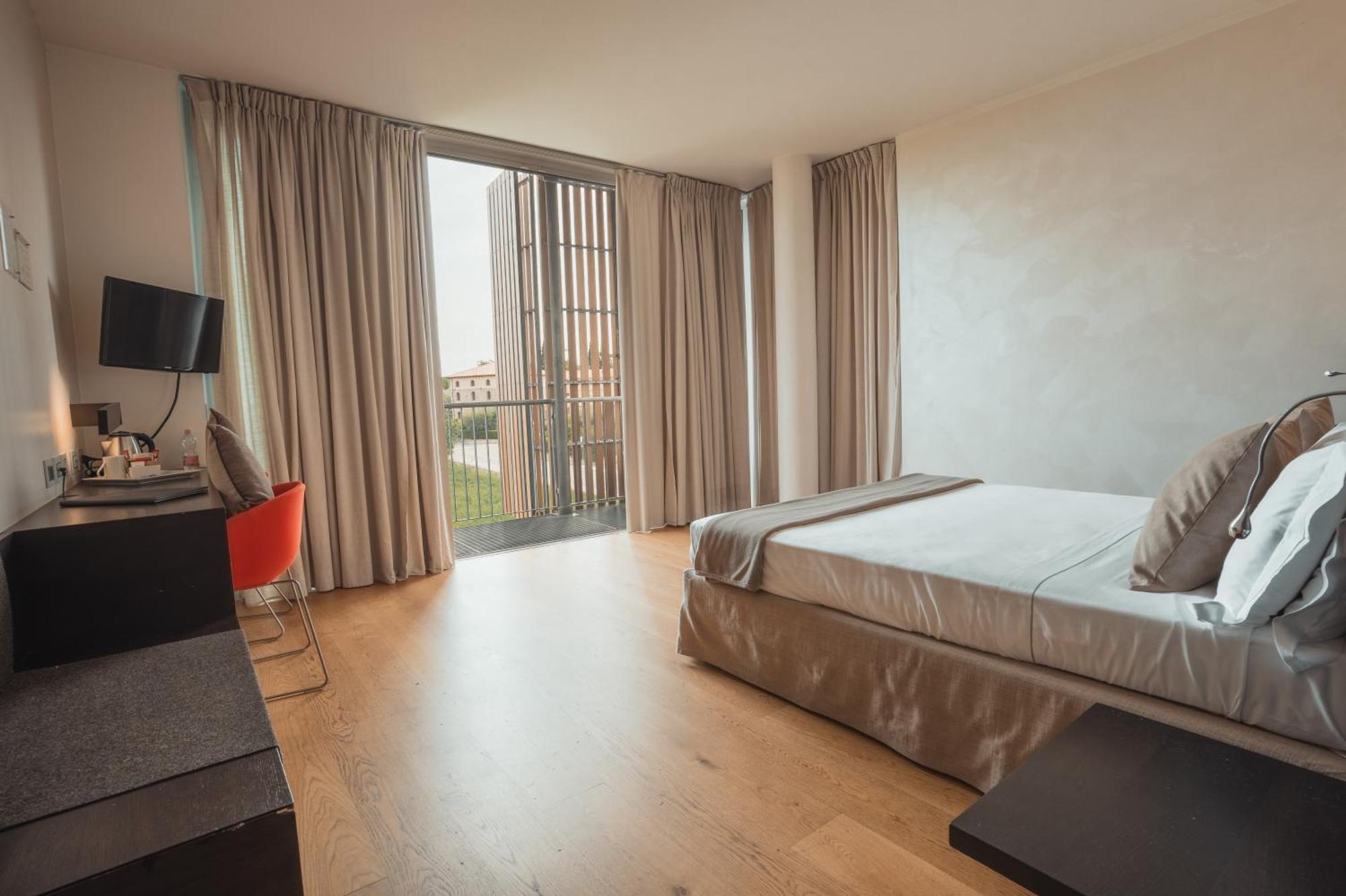 Mod 05 Bike Hotel Sandra Εξωτερικό φωτογραφία