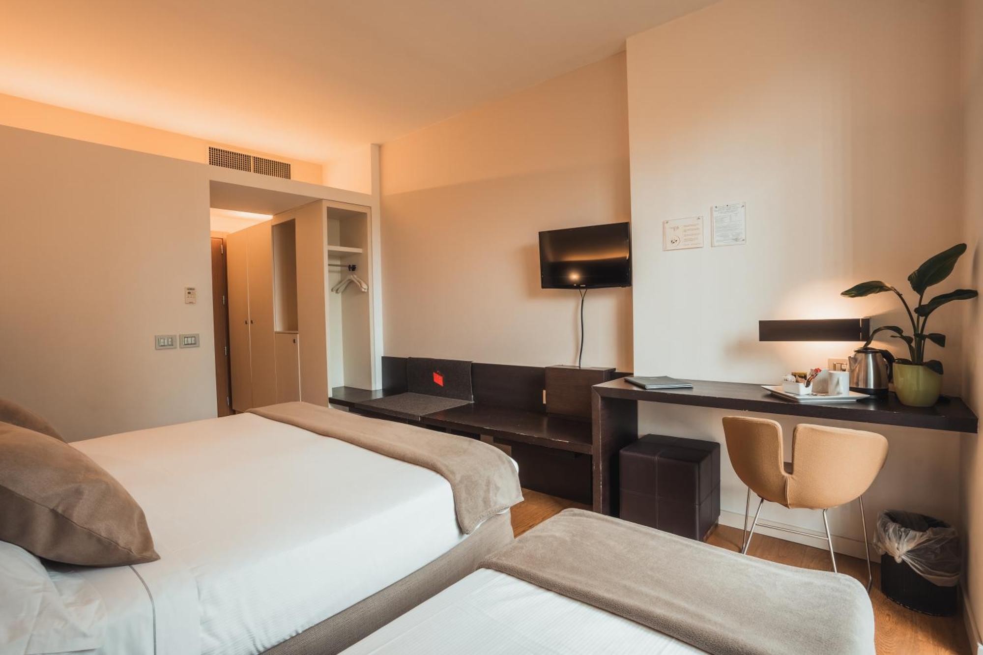 Mod 05 Bike Hotel Sandra Εξωτερικό φωτογραφία