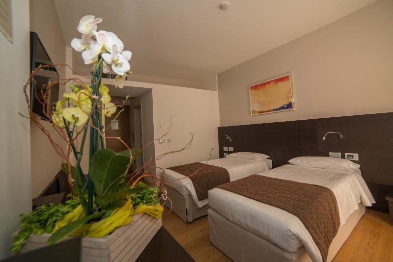Mod 05 Bike Hotel Sandra Εξωτερικό φωτογραφία