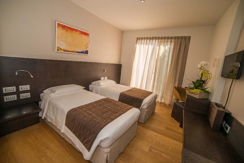 Mod 05 Bike Hotel Sandra Εξωτερικό φωτογραφία